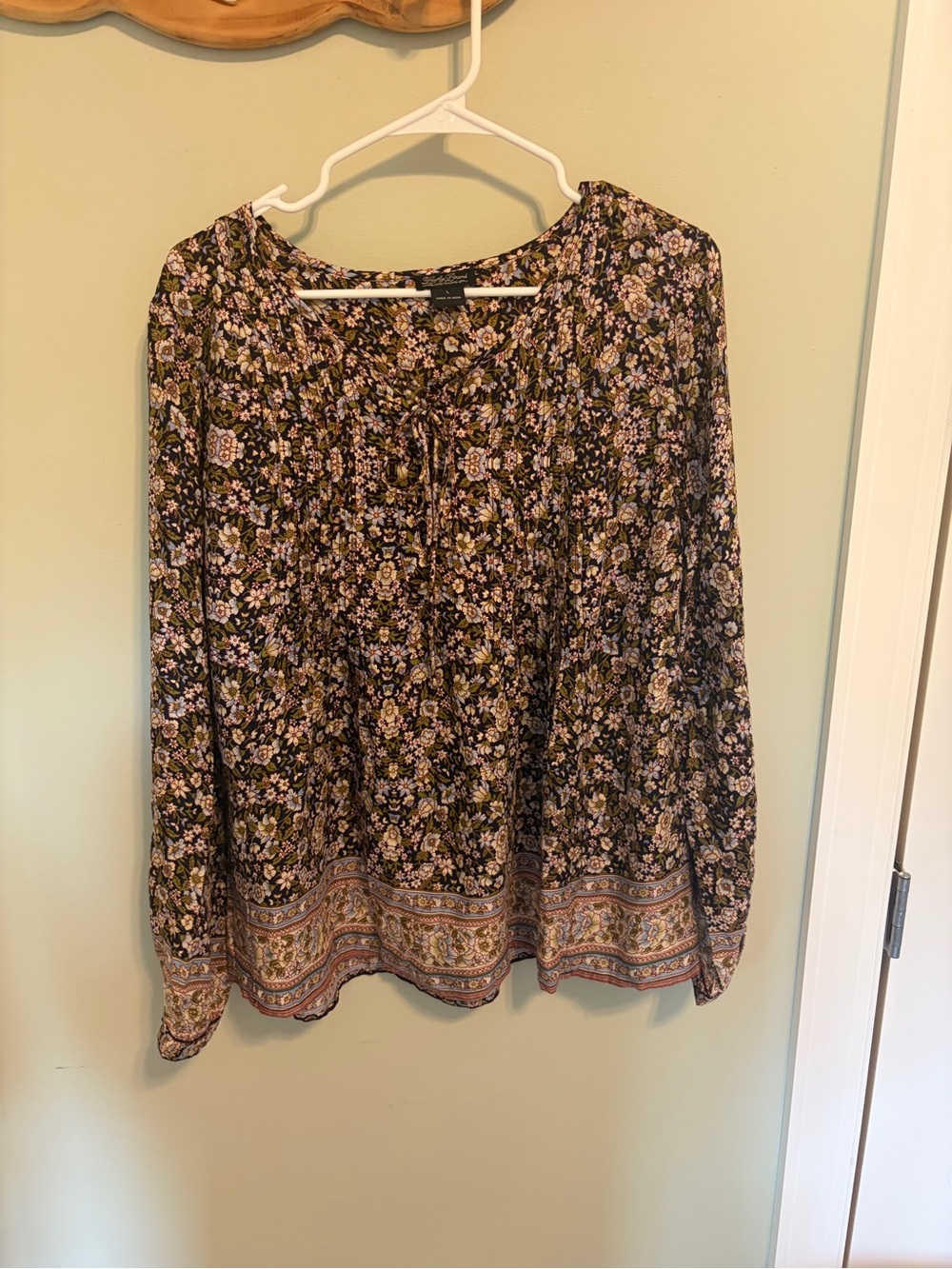 Lucky Brand Black Floral Long-Sleeve Peasant Top